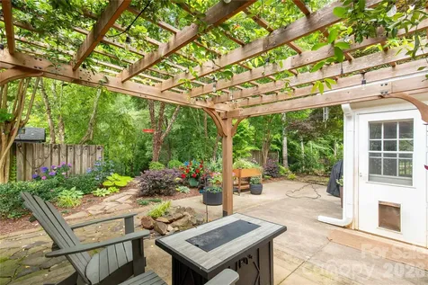 1126 W Arrow Lake Court Lancaster SC 29720