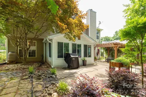 1126 W Arrow Lake Court Lancaster SC 29720