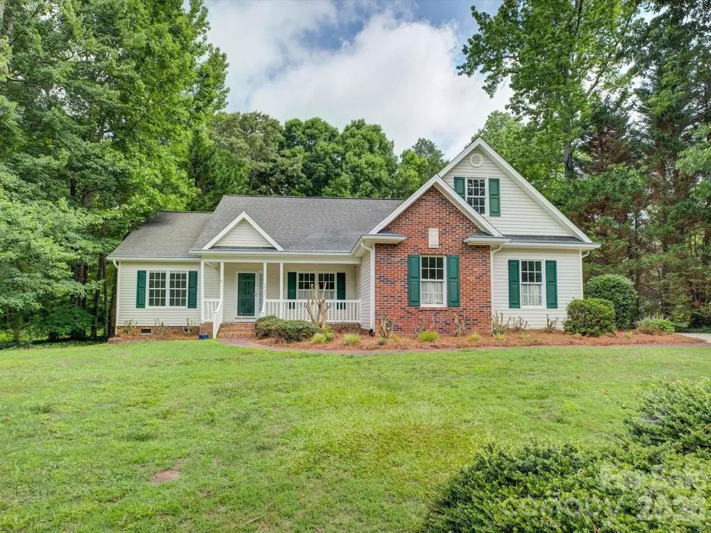 1527 Lavington Court Gastonia NC 28056