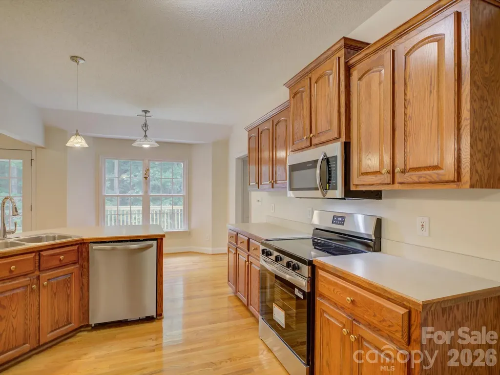 1527 Lavington Court Gastonia NC 28056