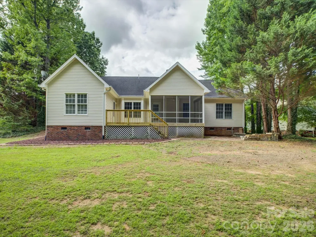 1527 Lavington Court Gastonia NC 28056