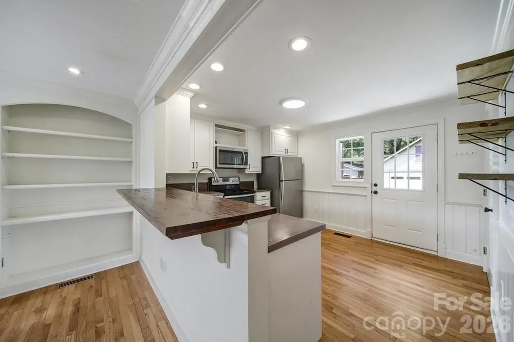 2715 Springway Drive Charlotte NC 28205