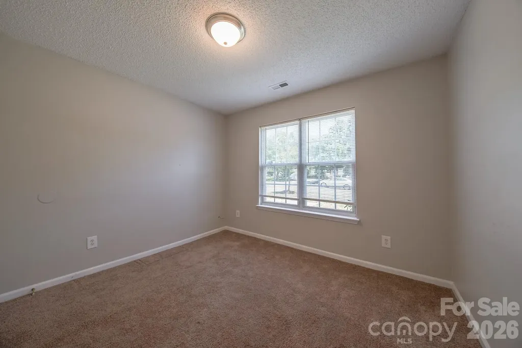 3003 Fairglen Road Charlotte NC 28269