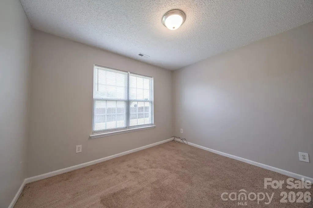 3003 Fairglen Road Charlotte NC 28269