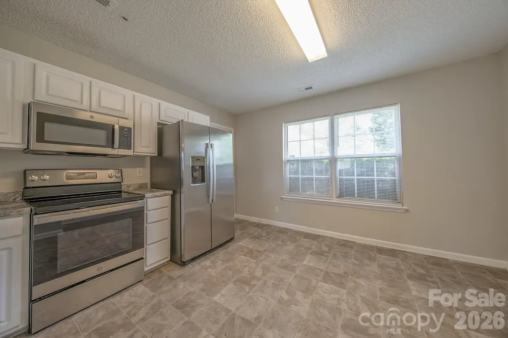 3003 Fairglen Road Charlotte NC 28269