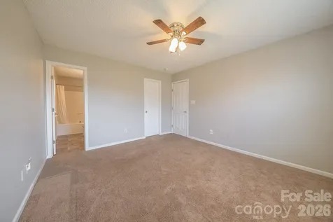 3003 Fairglen Road Charlotte NC 28269