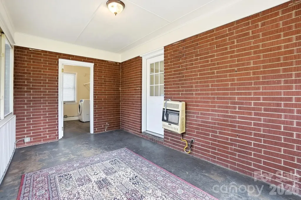 2032 Eastway Drive Charlotte NC 28205