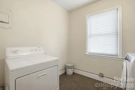 2032 Eastway Drive Charlotte NC 28205