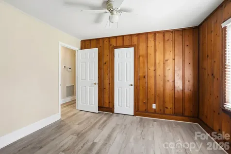 2032 Eastway Drive Charlotte NC 28205