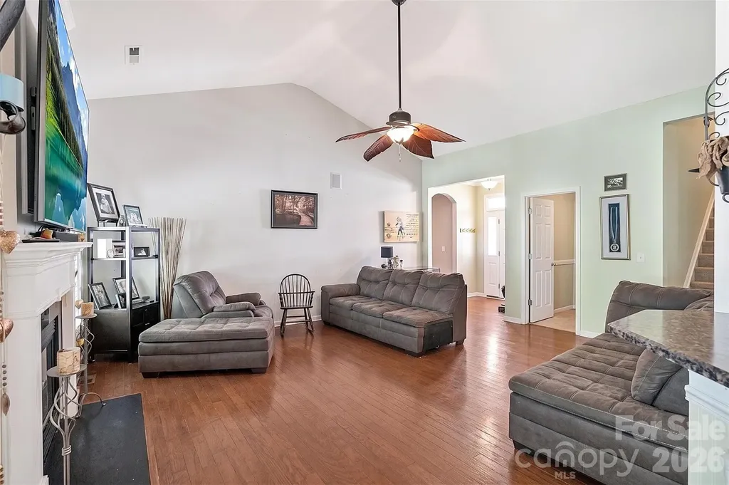 4628 Bonroi Avenue Charlotte NC 28213