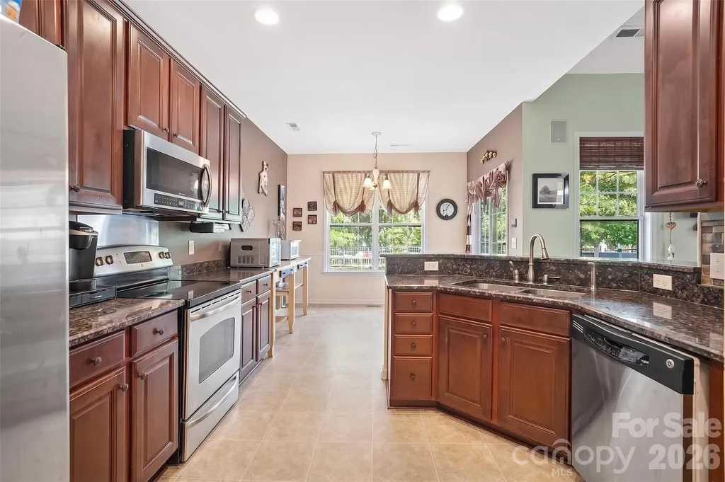4628 Bonroi Avenue Charlotte NC 28213