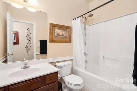 4628 Bonroi Avenue Charlotte NC 28213
