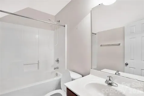 4628 Bonroi Avenue Charlotte NC 28213