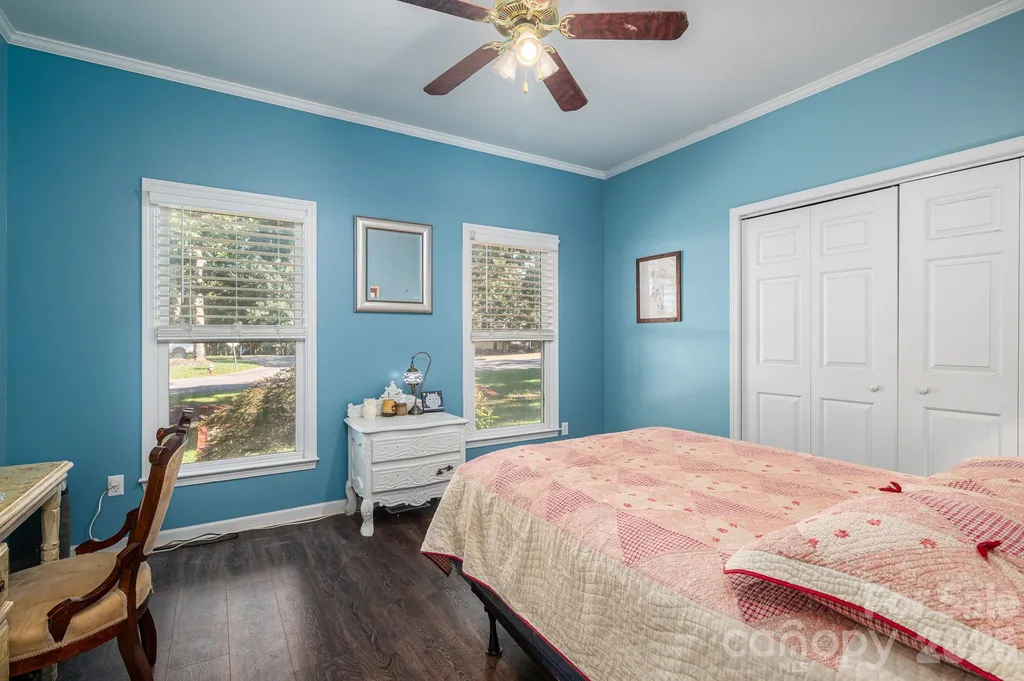 109 Nemans Cove Cherryville NC 28021