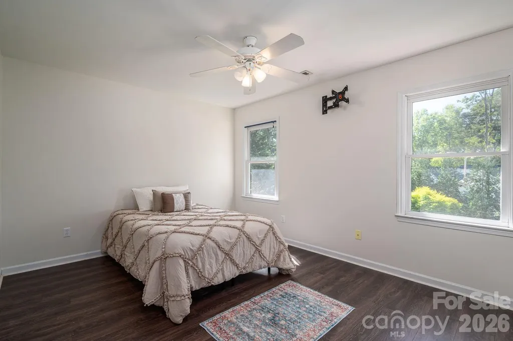 109 Nemans Cove Cherryville NC 28021