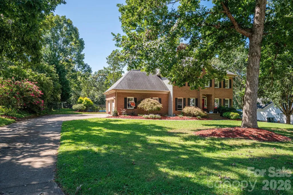 109 Nemans Cove Cherryville NC 28021