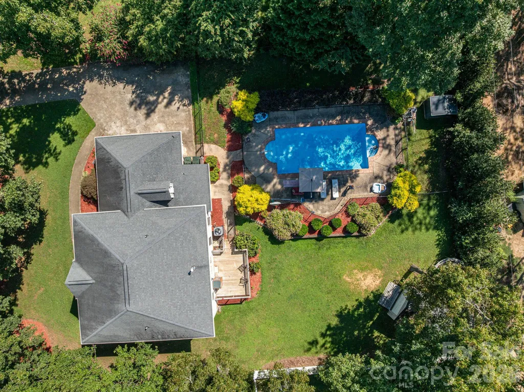 109 Nemans Cove Cherryville NC 28021