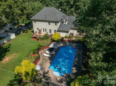 109 Nemans Cove Cherryville NC 28021