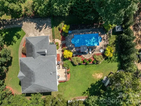 109 Nemans Cove Cherryville NC 28021