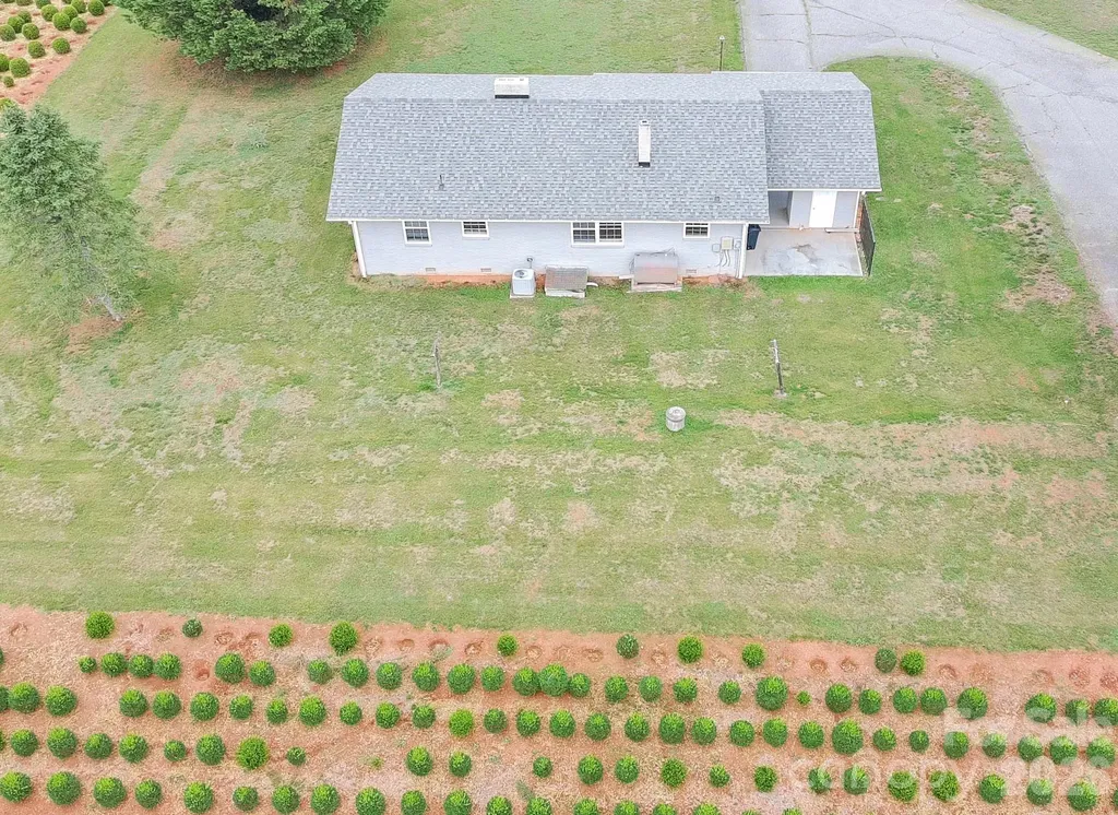 114 Shiloh Farm Trail State Road NC 28676