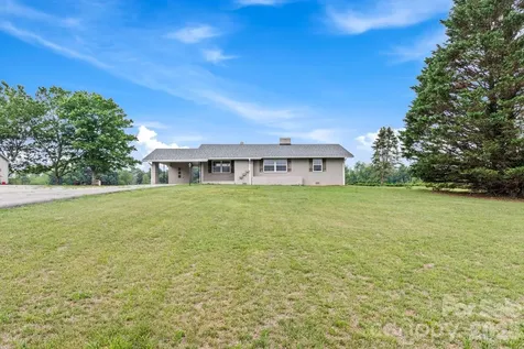 114 Shiloh Farm Trail State Road NC 28676