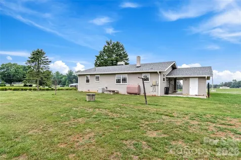 114 Shiloh Farm Trail State Road NC 28676