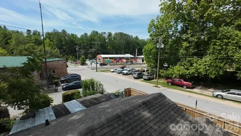414 S Whitted Street Hendersonville NC 28739