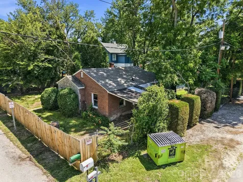 414 S Whitted Street Hendersonville NC 28739