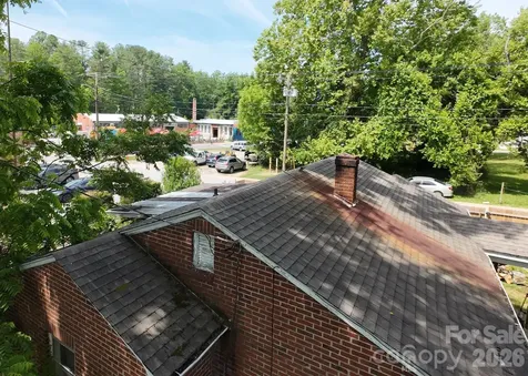 414 S Whitted Street Hendersonville NC 28739