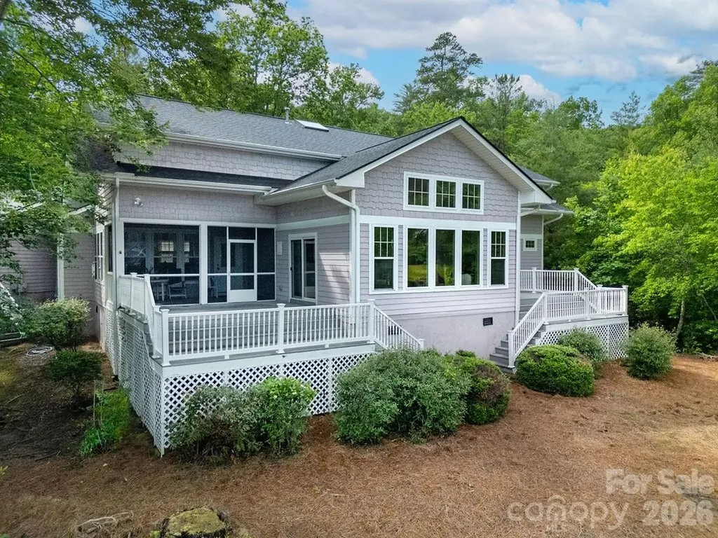 719 Deerlake Road Brevard NC 28712
