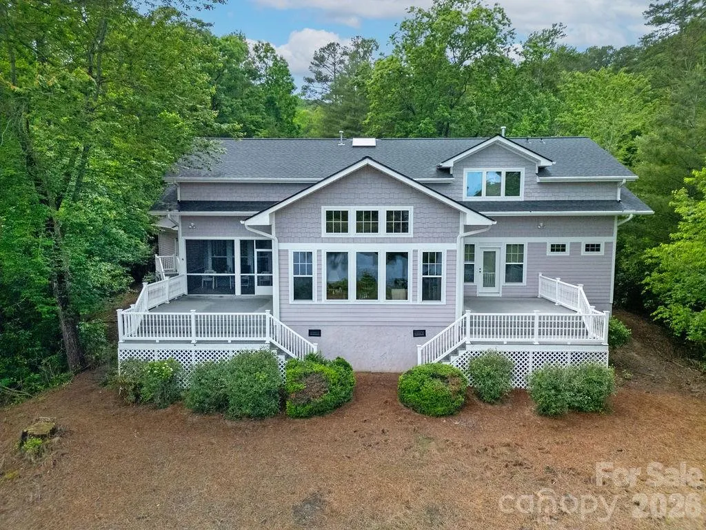 719 Deerlake Road Brevard NC 28712