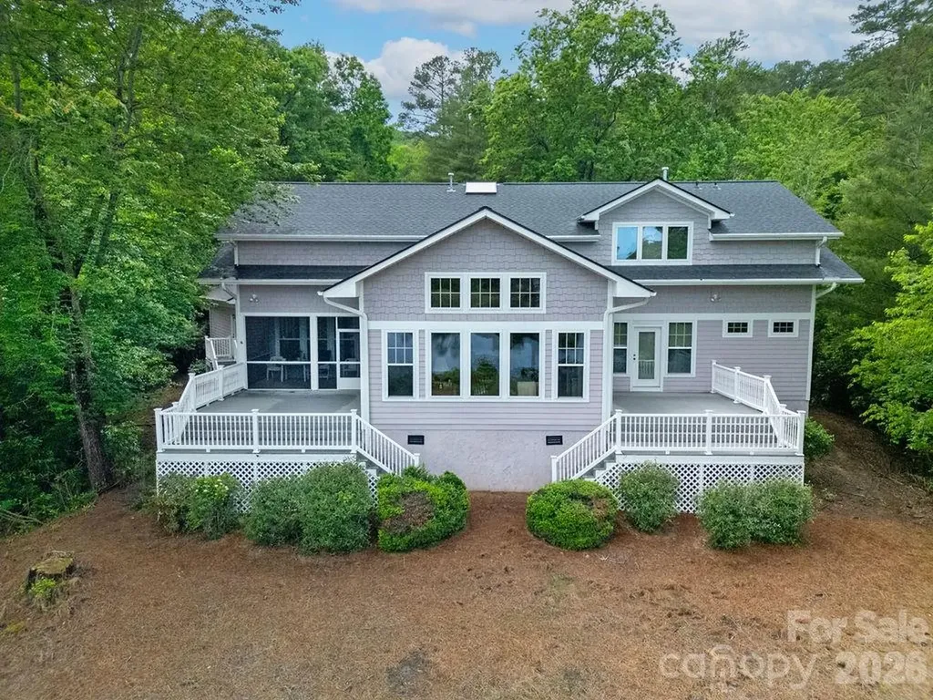 719 Deerlake Road Brevard NC 28712