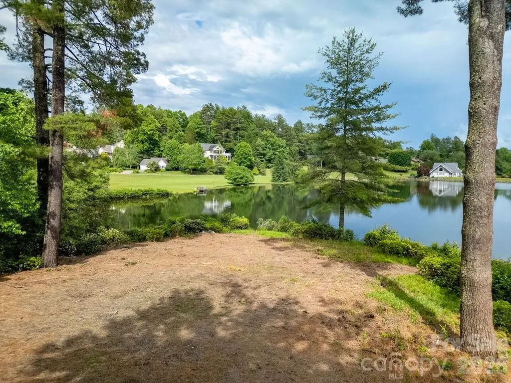 719 Deerlake Road Brevard NC 28712