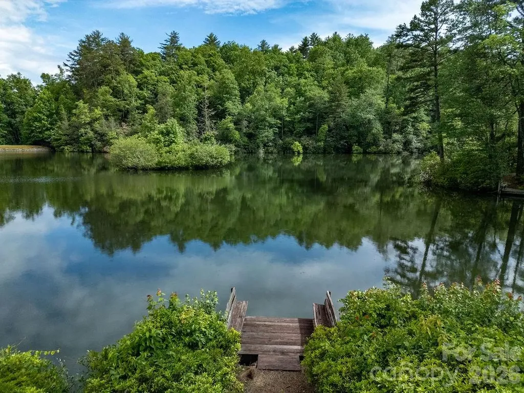 719 Deerlake Road Brevard NC 28712