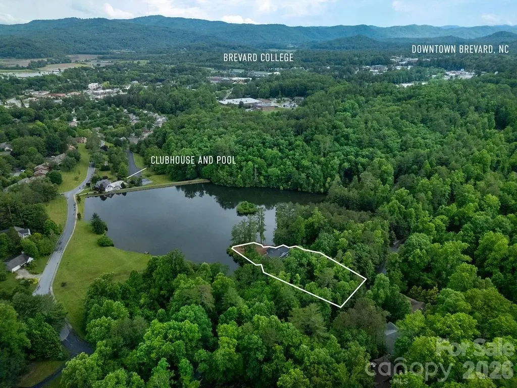 719 Deerlake Road Brevard NC 28712