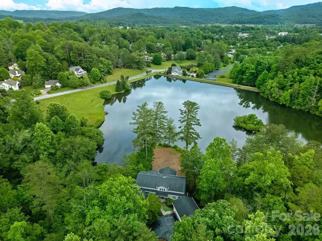 719 Deerlake Road Brevard NC 28712