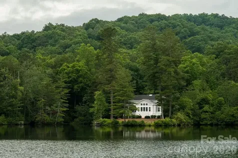 719 Deerlake Road Brevard NC 28712