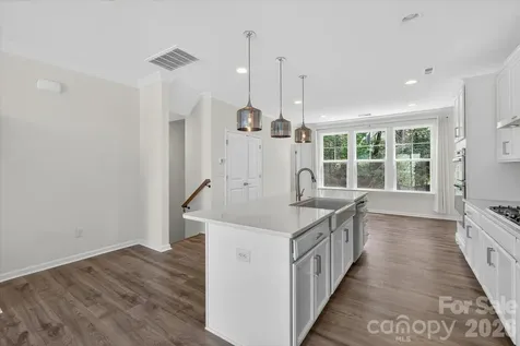 13018 Simoneaux Lane Charlotte NC 28277