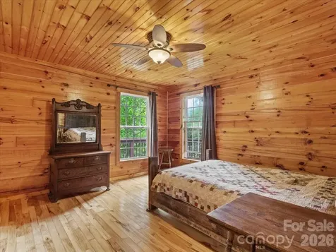 439 Upper Pig Pen Road Green Mountain NC 28740