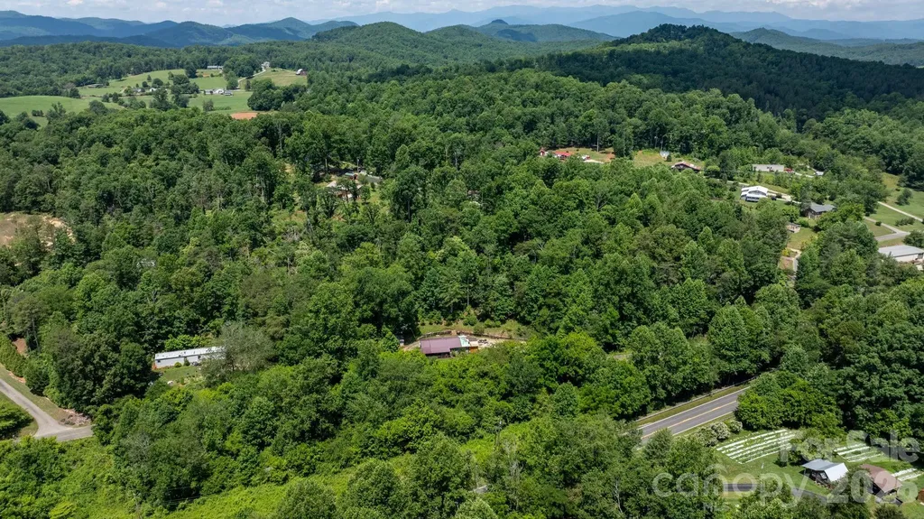 250 Eplee Lane Marion NC 28752