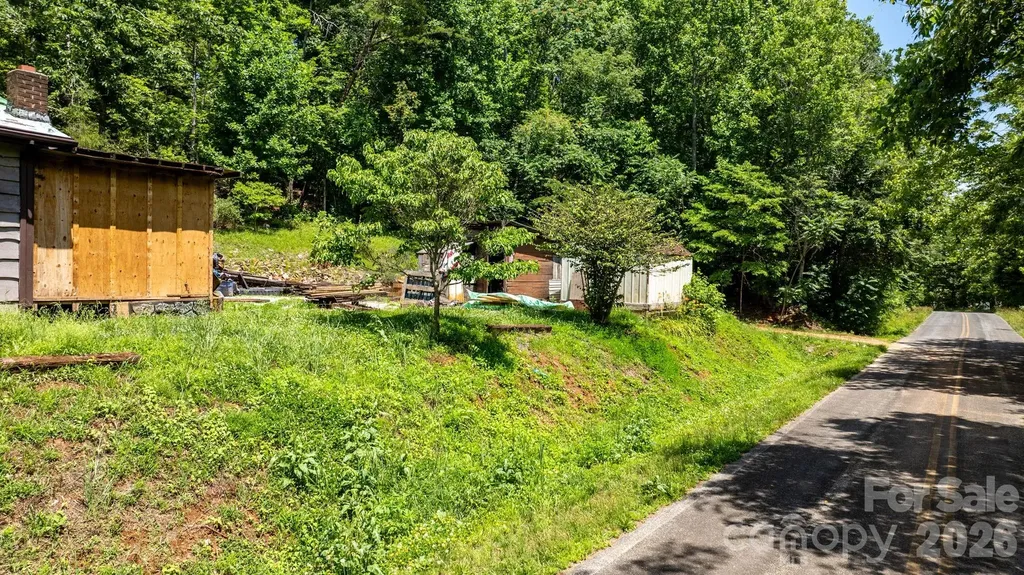 250 Eplee Lane Marion NC 28752