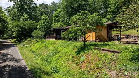 250 Eplee Lane Marion NC 28752