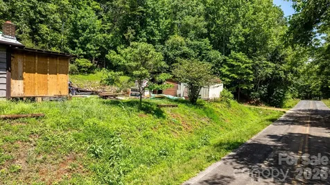 250 Eplee Lane Marion NC 28752
