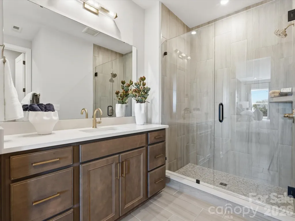 5107 Hoptree Street Charlotte NC 28277
