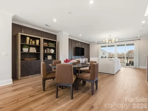 5107 Hoptree Street Charlotte NC 28277