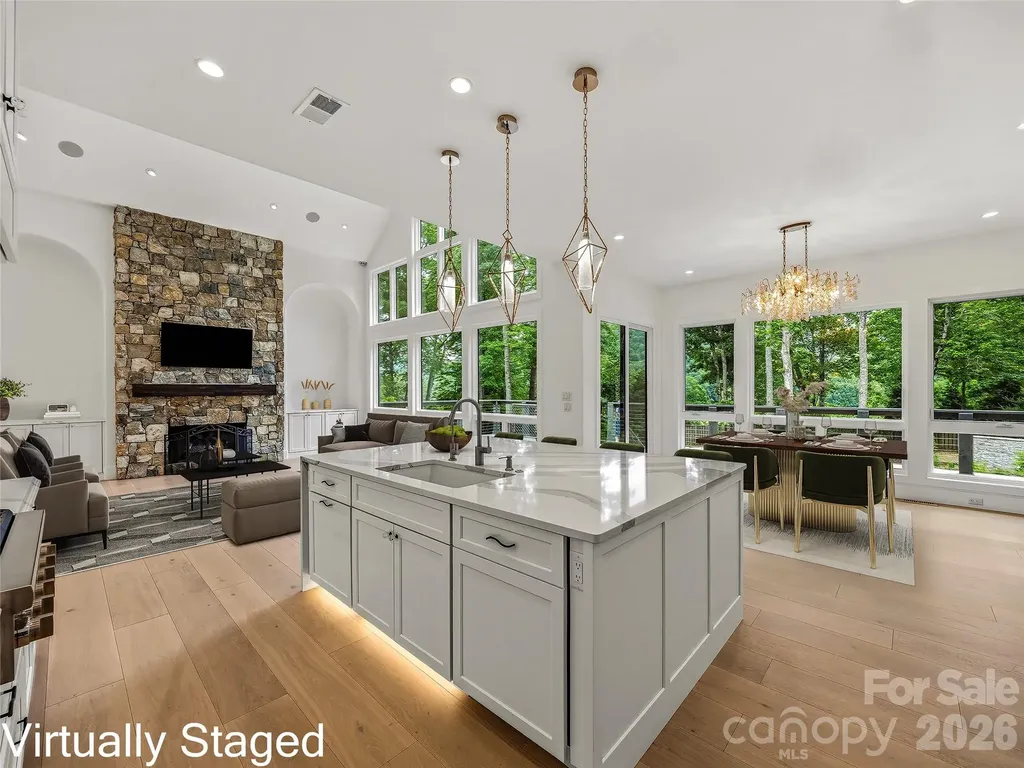 17 Nestlewood Drive Arden NC 28704