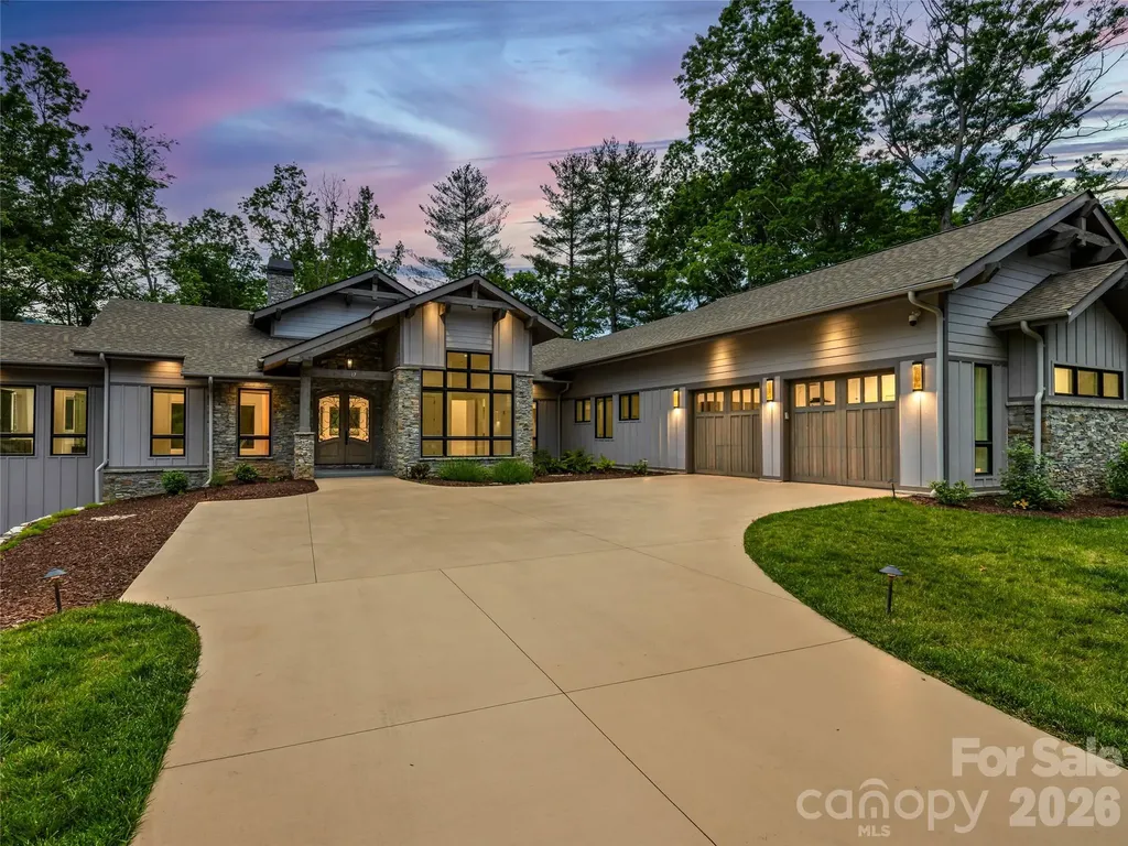 17 Nestlewood Drive Arden NC 28704