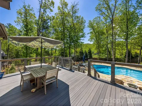 17 Nestlewood Drive Arden NC 28704