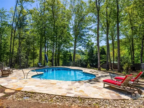 17 Nestlewood Drive Arden NC 28704