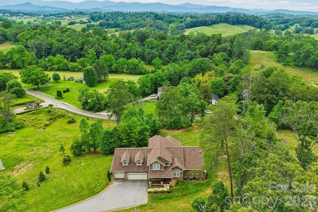 106 Saddle Ridge Drive Alexander NC 28701